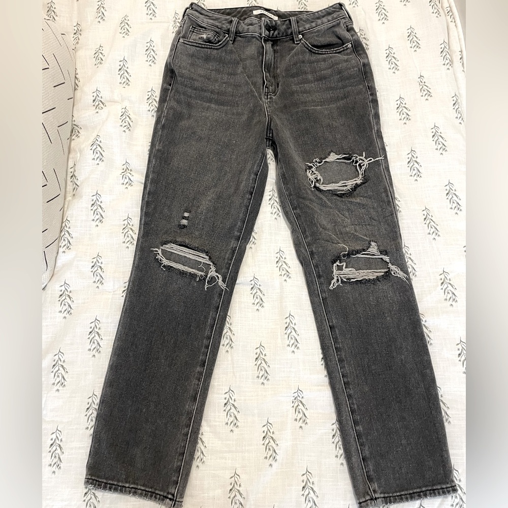Womens Pacsun Mom Jeans. Size 28.